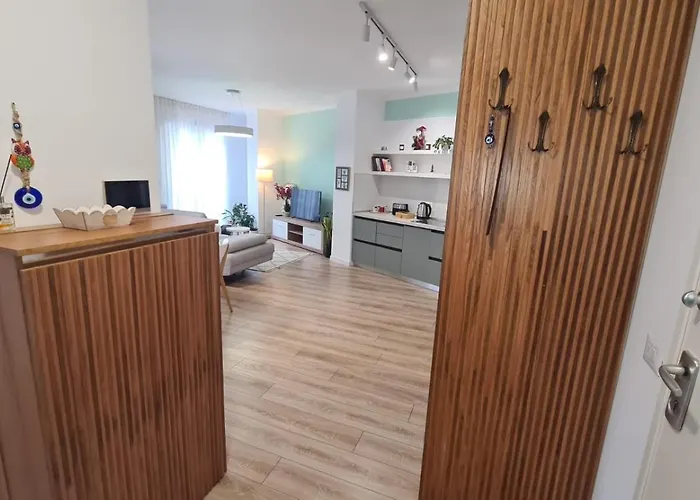 Ema Apartment
